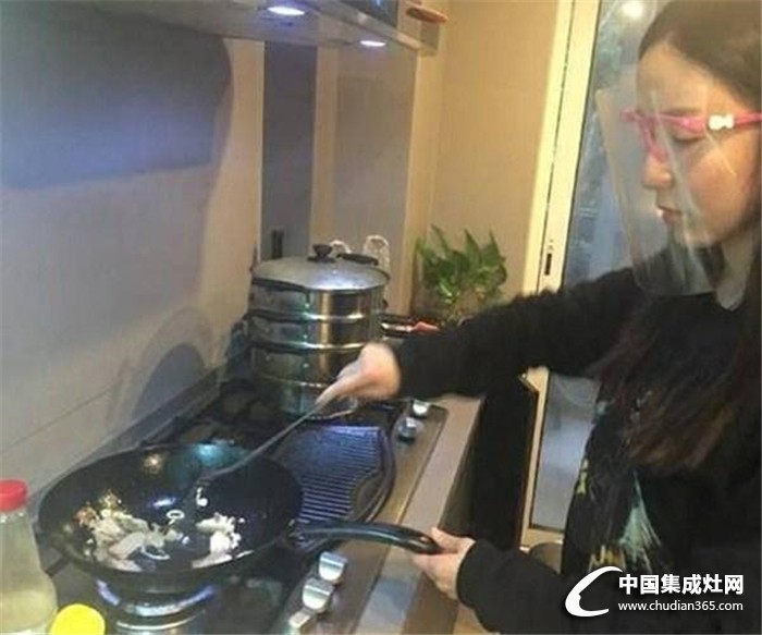 廚房油煙不用怕，億田，讓你擁有如初的美好容顏