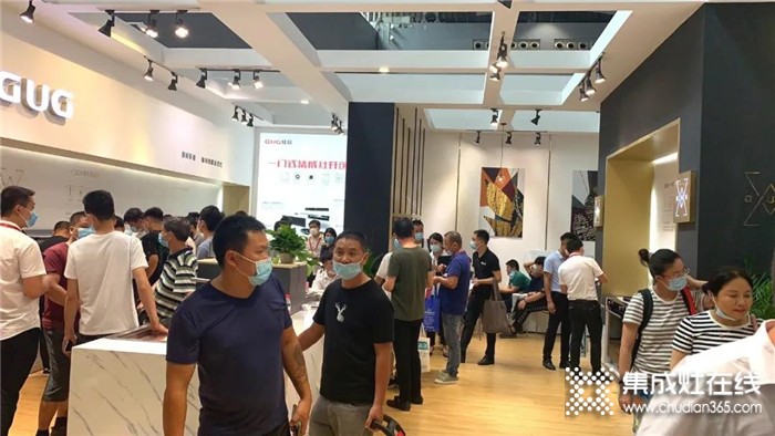 “超人氣”展館！佳歌集成驚艷亮相灶廣交會，參展首日喜迎開門紅！